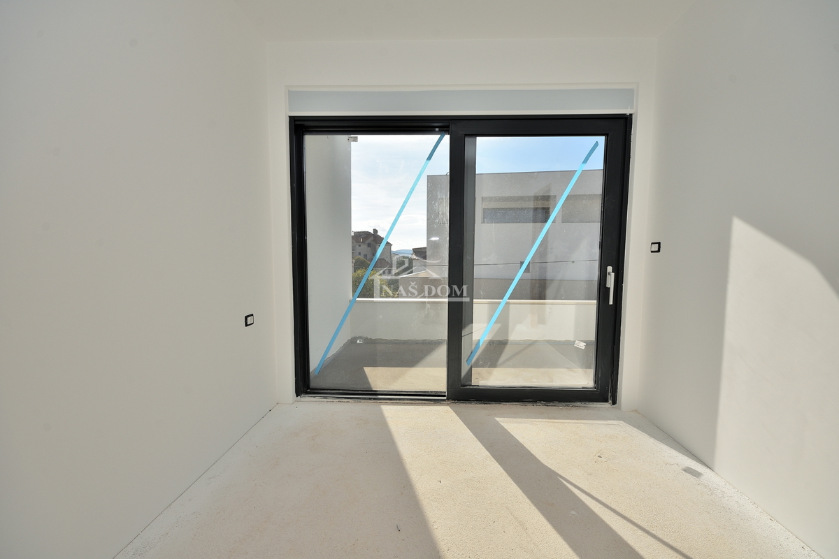 Vodice-*NEW BUILD* S2 semi-detached house 550m from the beach