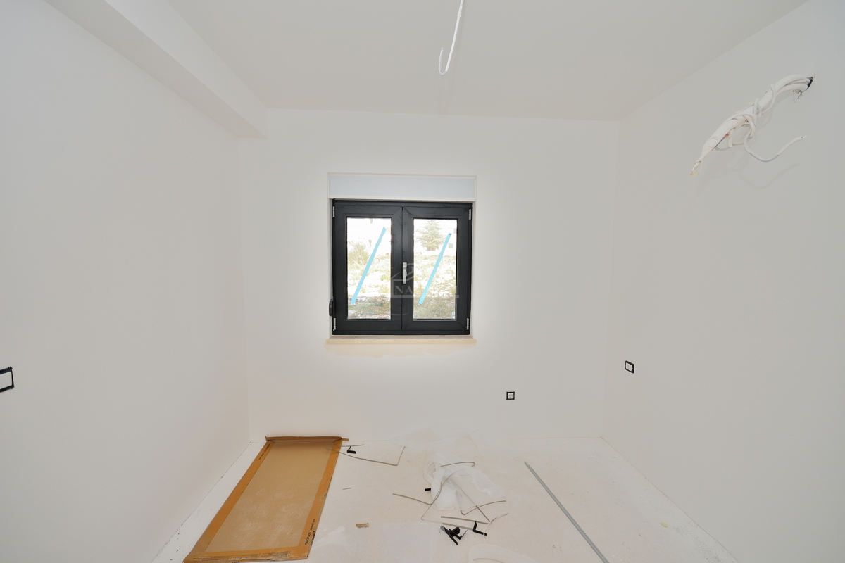 Vodice-*NEW BUILD* S2 semi-detached house 550m from the beach