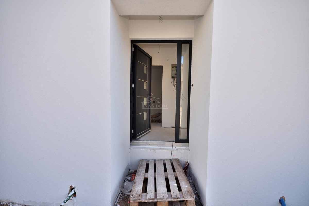 Vodice-*NEW BUILD* S2 semi-detached house 550m from the beach
