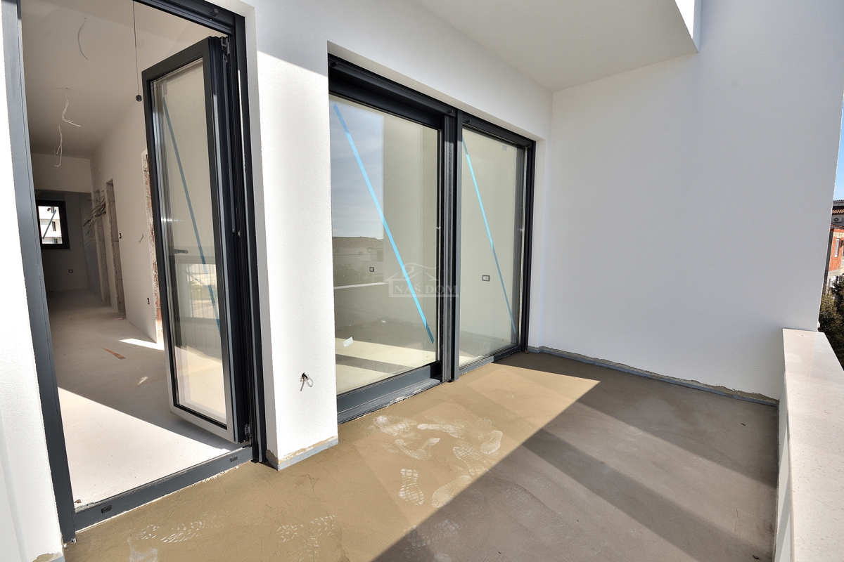 Vodice-*NEW BUILD* S2 semi-detached house 550m from the beach