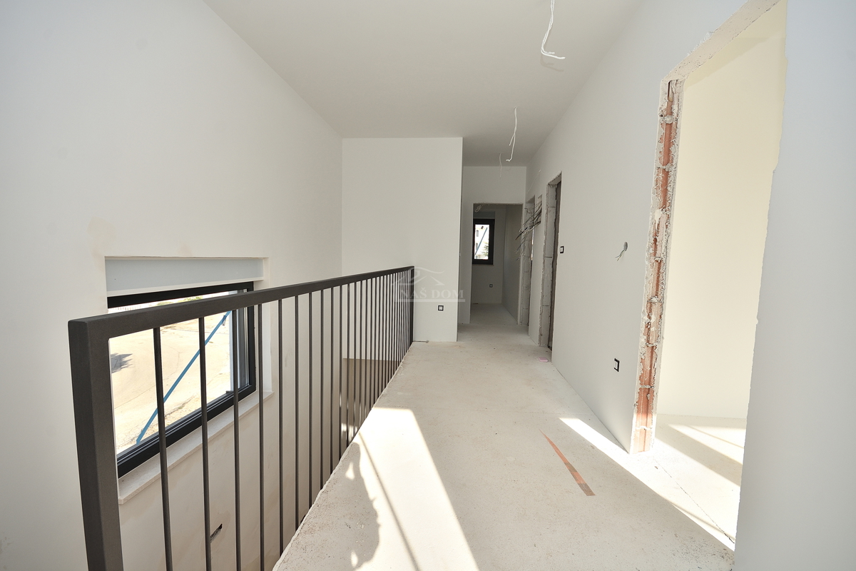 Vodice-*NEW BUILD* S2 semi-detached house 550m from the beach