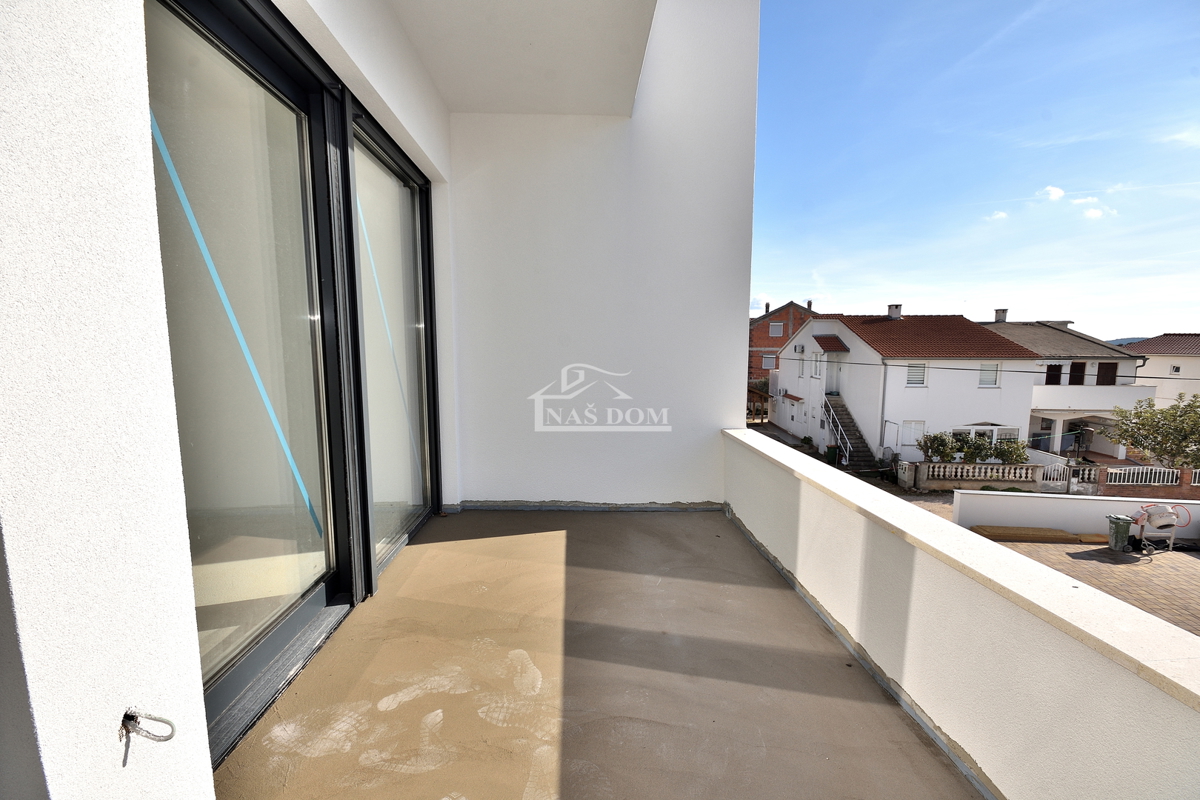 Vodice-*NEW BUILD* S2 semi-detached house 550m from the beach