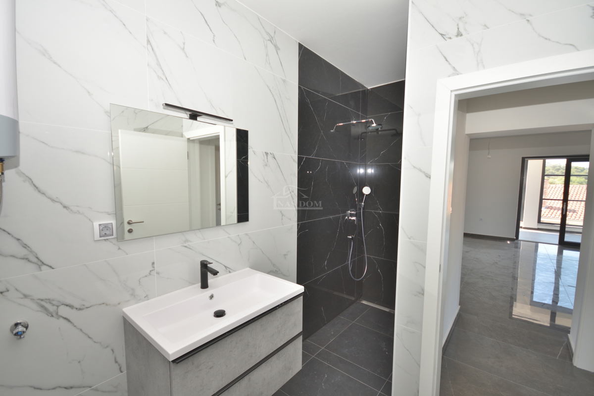 Tribunj, Sovlje - Appartamento di lusso S3, a soli 50 m dal mare