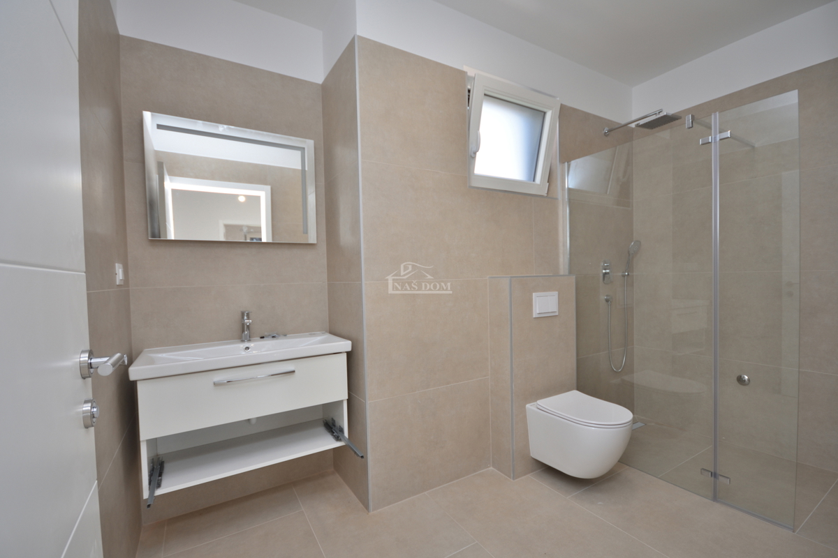 Vodice - Casa di lusso S1 a soli 150 m dalla spiaggia