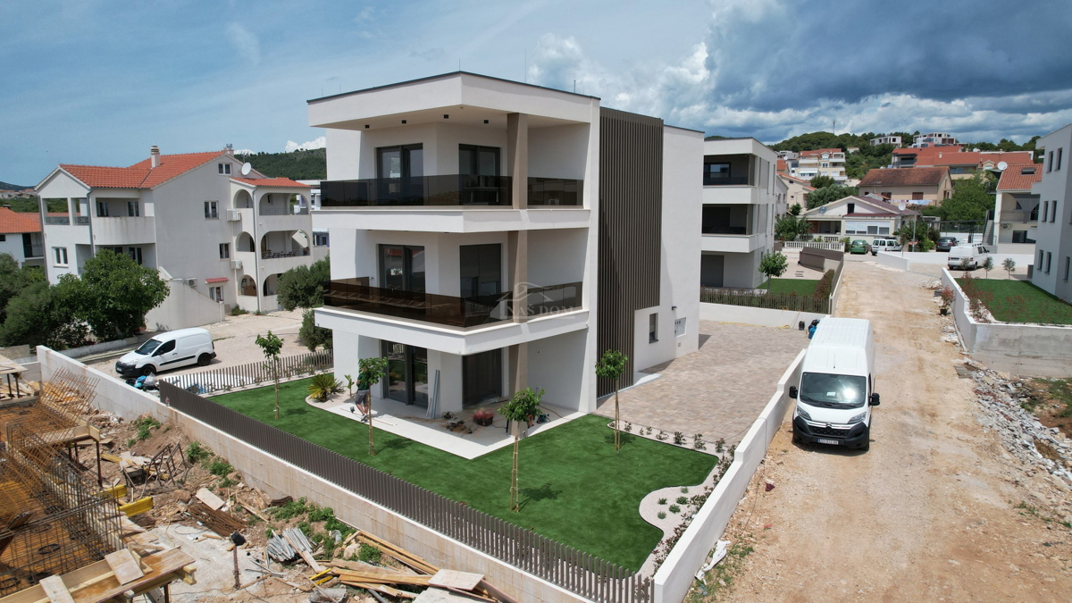 Vodice - Appartamento di lusso S3 con vista panoramica sul mare, a 300 m dalla spiaggia