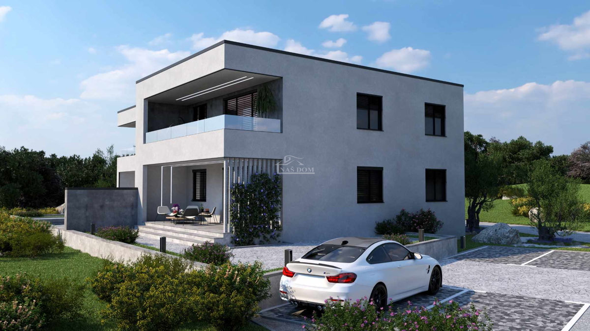 Vodice - terreno con progetto per edificio con 4 appartamenti