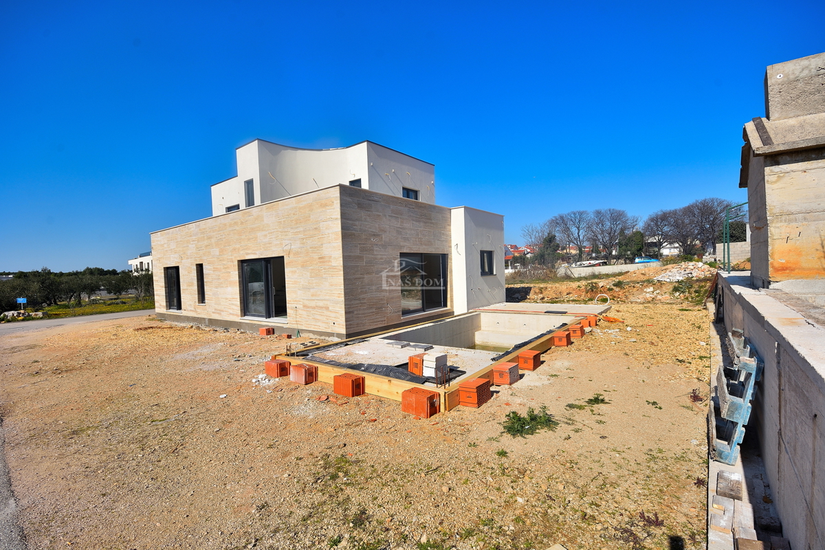 VODICE - Villa moderna con piscina - NUOVA COSTRUZIONE