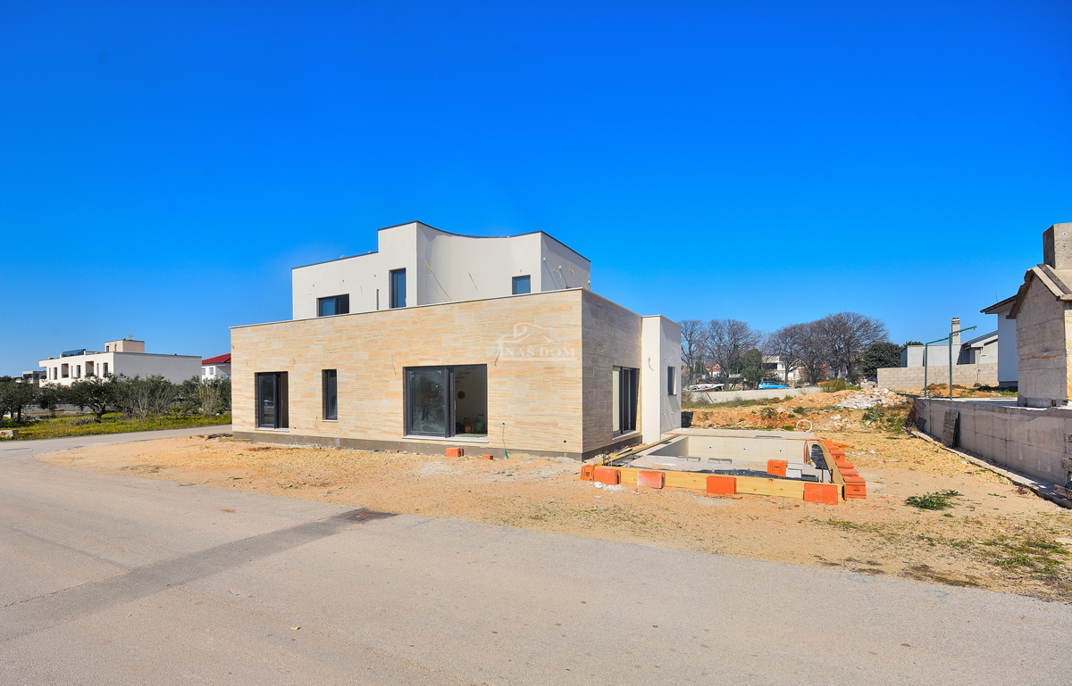 VODICE - Villa moderna con piscina - NUOVA COSTRUZIONE