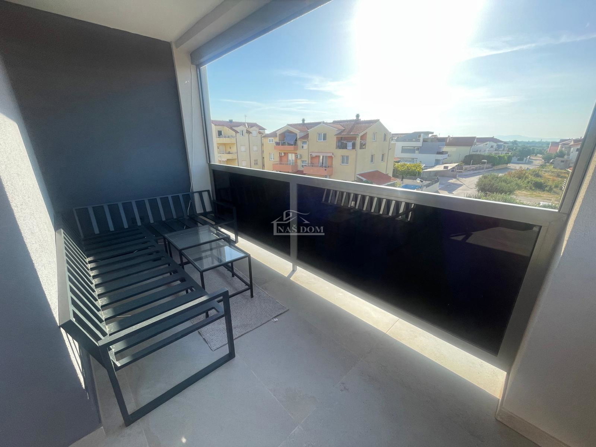 Vodice - Appartamento di lusso arredato completamente con 4 camere da letto – 500 m dalla spiaggia