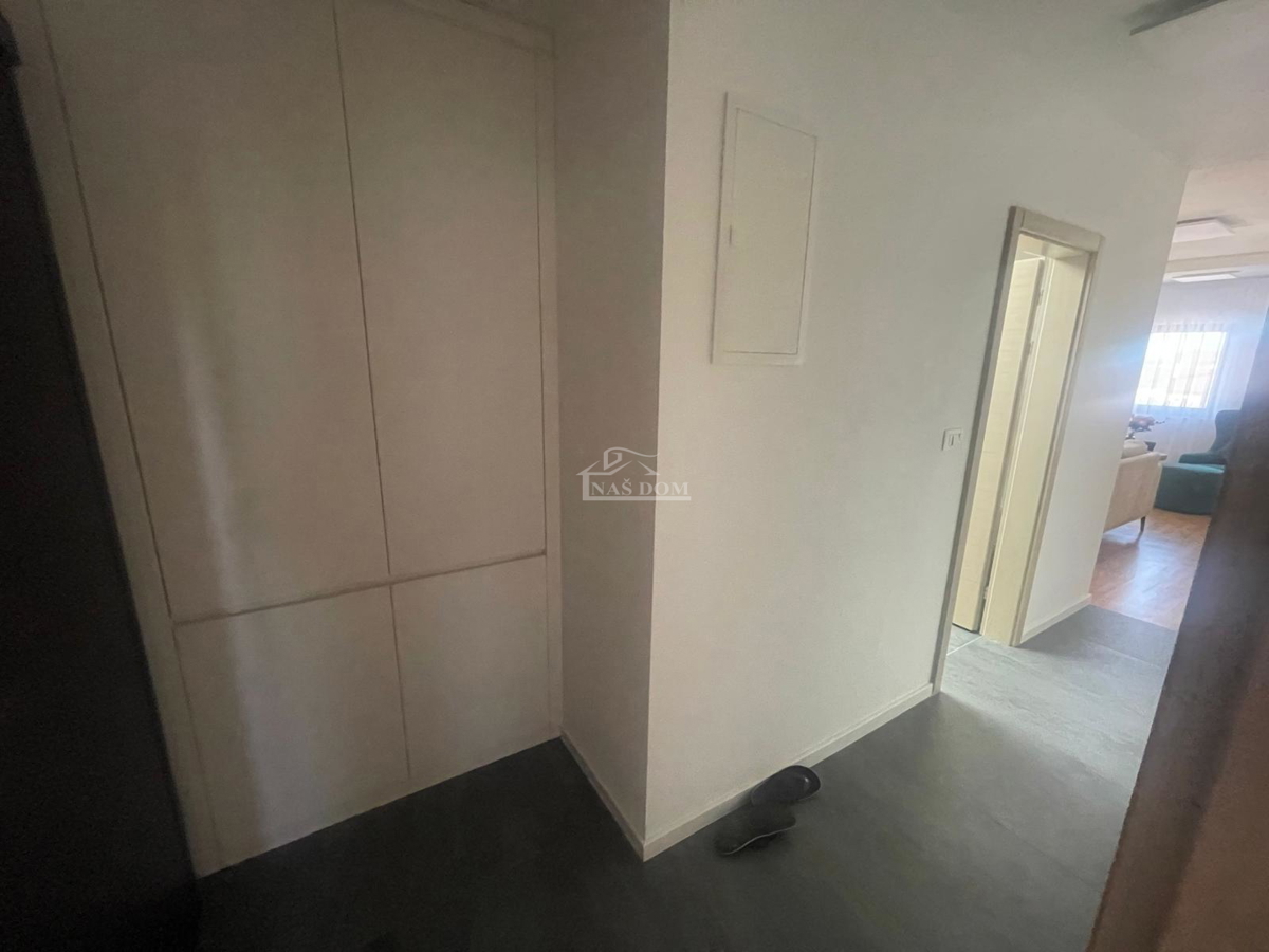 Vodice - Appartamento di lusso arredato completamente con 4 camere da letto – 500 m dalla spiaggia