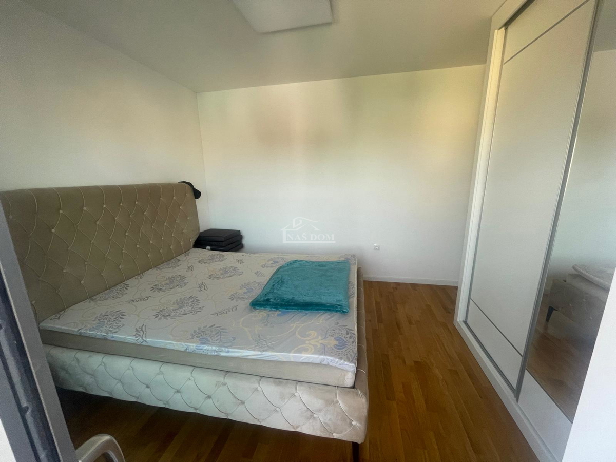 Vodice - Appartamento di lusso arredato completamente con 4 camere da letto – 500 m dalla spiaggia