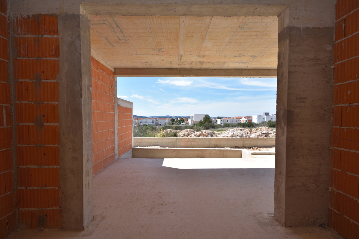 Vodice - Appartamento di lusso S1 con giardino in posizione tranquilla, nuova costruzione