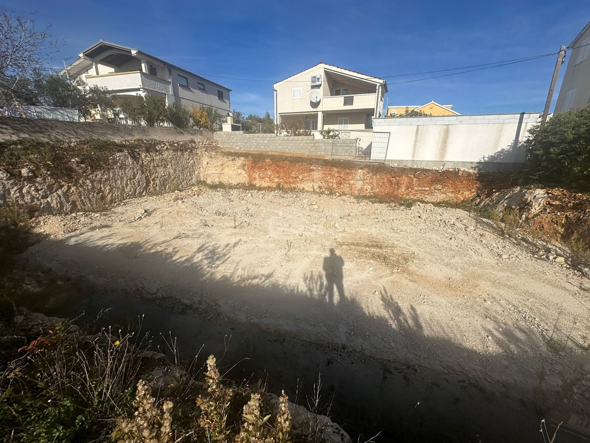 Vodice - terreno edificabile a 600m dalla spiaggia