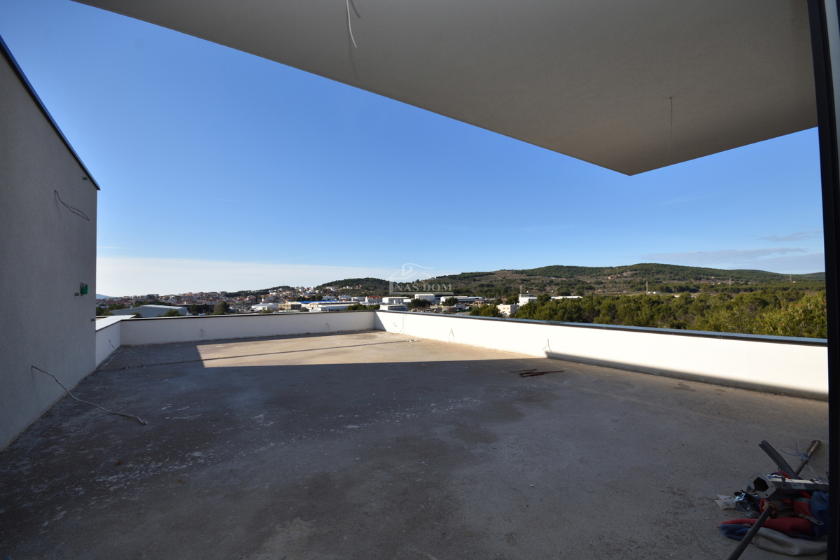 Vodice - NUOVA COSTRUZIONE - Appartamento duplex S3 con vista mare