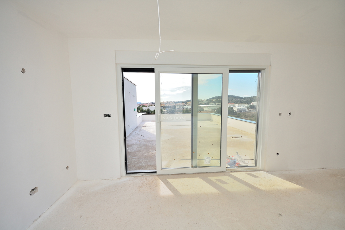 Vodice - NUOVA COSTRUZIONE - Appartamento duplex S3 con vista mare