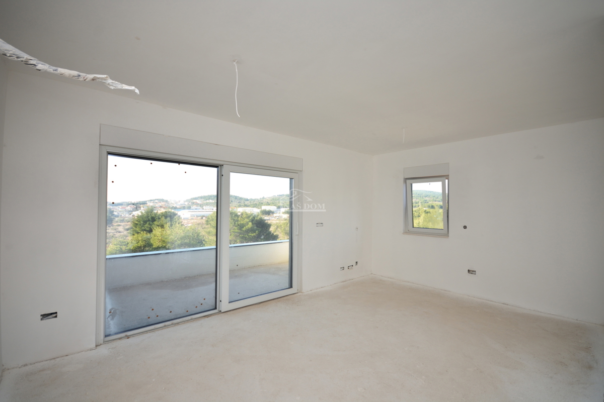 Vodice - NUOVA COSTRUZIONE - Appartamento duplex S3 con vista mare