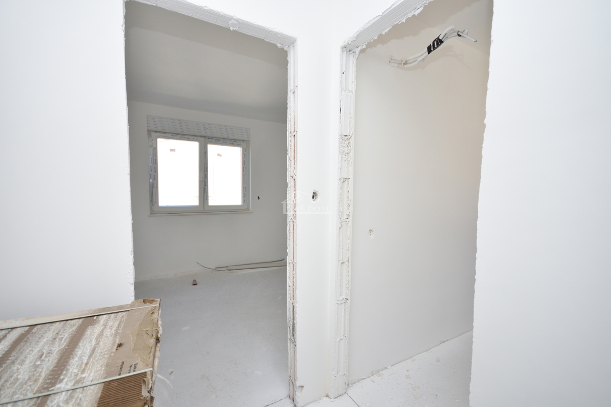 Vodice - **NUOVA COSTRUZIONE** appartamento S2, 1° piano, a 450 m dalla spiaggia