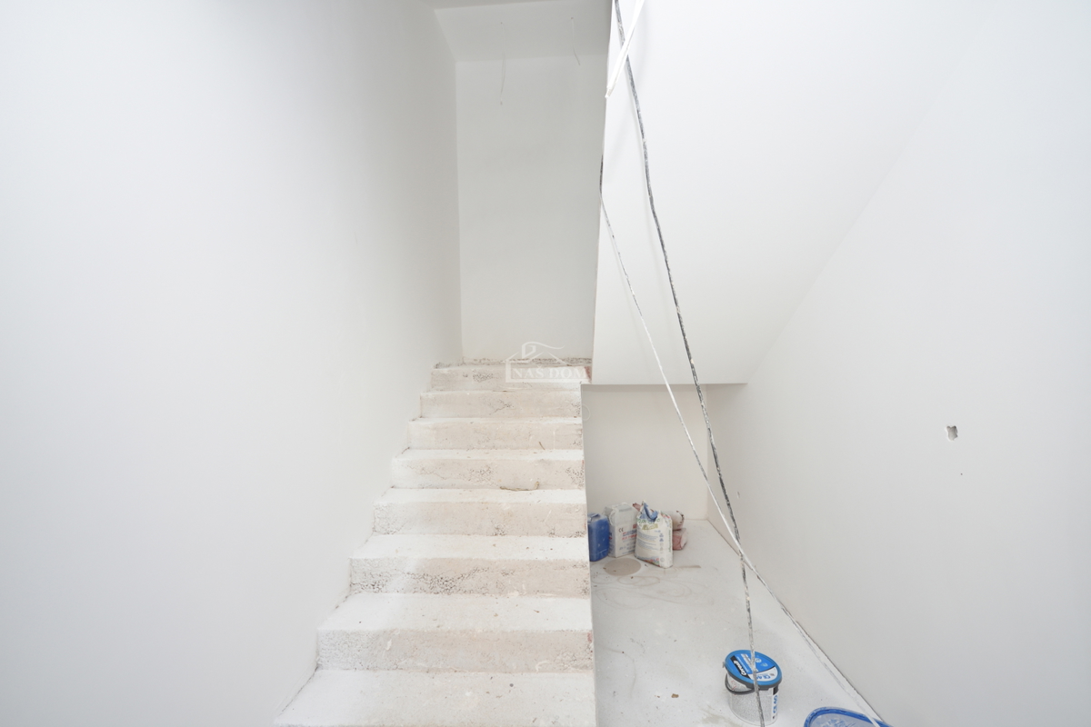 Vodice - **NUOVA COSTRUZIONE** appartamento S2, 1° piano, a 450 m dalla spiaggia