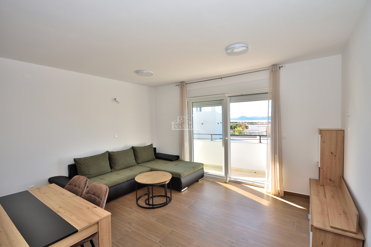 Appartamento bilocale al primo piano con vista mare