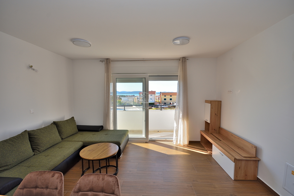 Appartamento bilocale al primo piano con vista mare