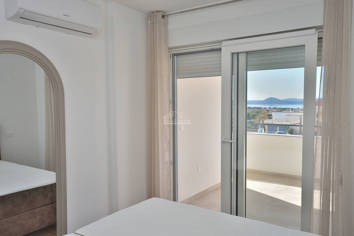 Appartamento bilocale al primo piano con vista mare