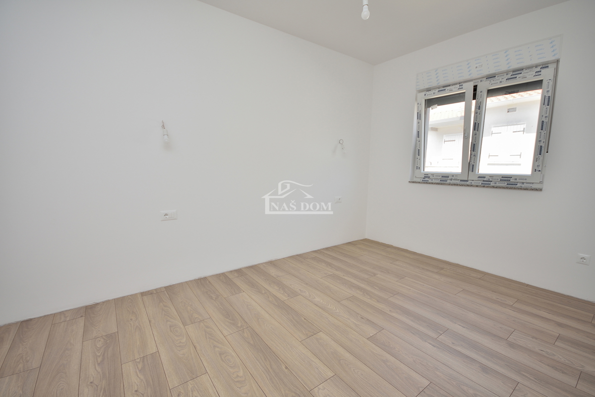 Vodice - NUOVA COSTRUZIONE* Casa S2 con terrazza sul tetto, vista mare, a 150 m dalla spiaggia
