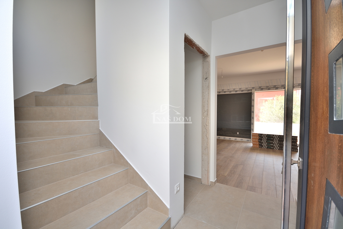 Vodice - NUOVA COSTRUZIONE* Casa S2 con terrazza sul tetto, vista mare, a 150 m dalla spiaggia