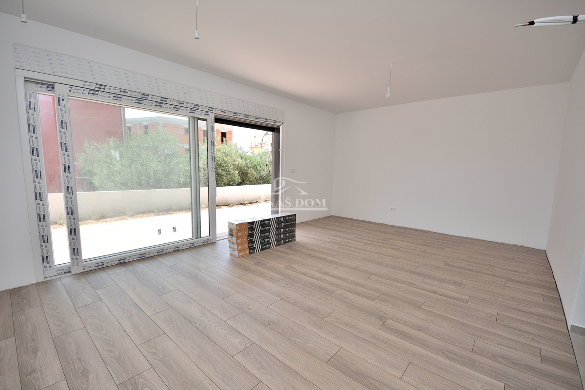 Vodice - NUOVA COSTRUZIONE* Casa S2 con terrazza sul tetto, vista mare, a 150 m dalla spiaggia