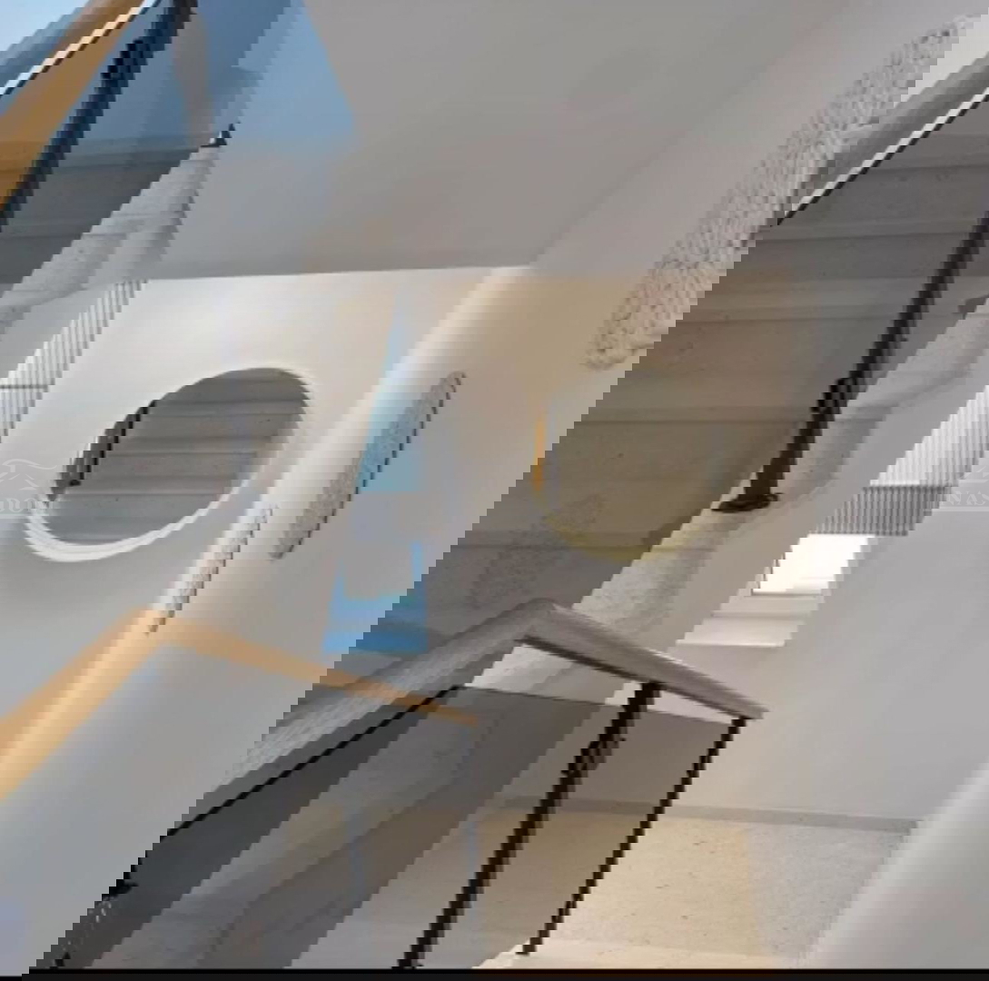 Vodice - Villa di lusso con piscina e terrazza sul tetto, vista mare