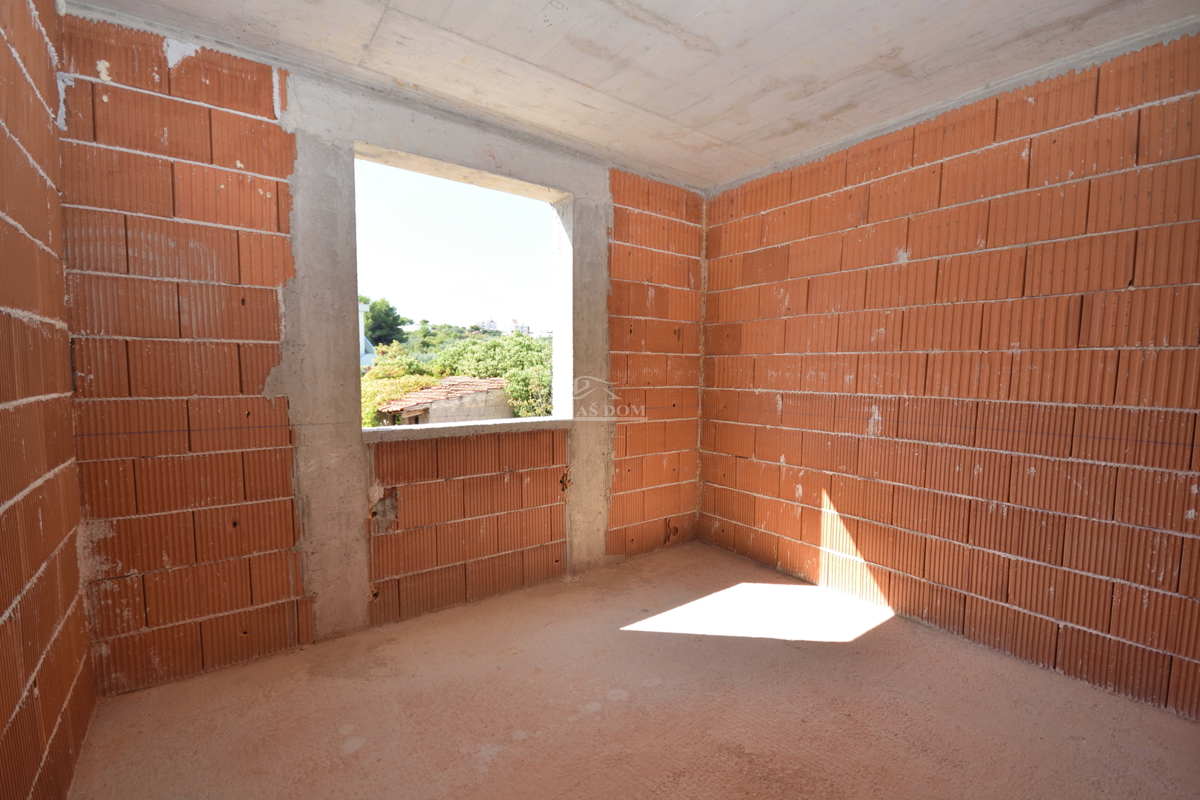 Vodice, nuova costruzione, appartamento S4 al 1° piano di 88 m² con terrazza e vista mare