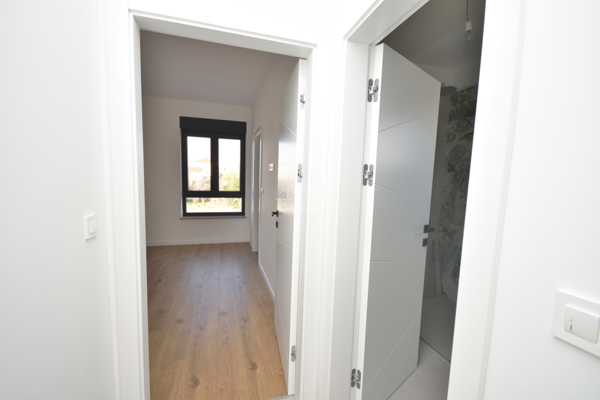 Tribunj - Appartamento di lusso S4 al primo piano, a soli 250 m dalla spiaggia