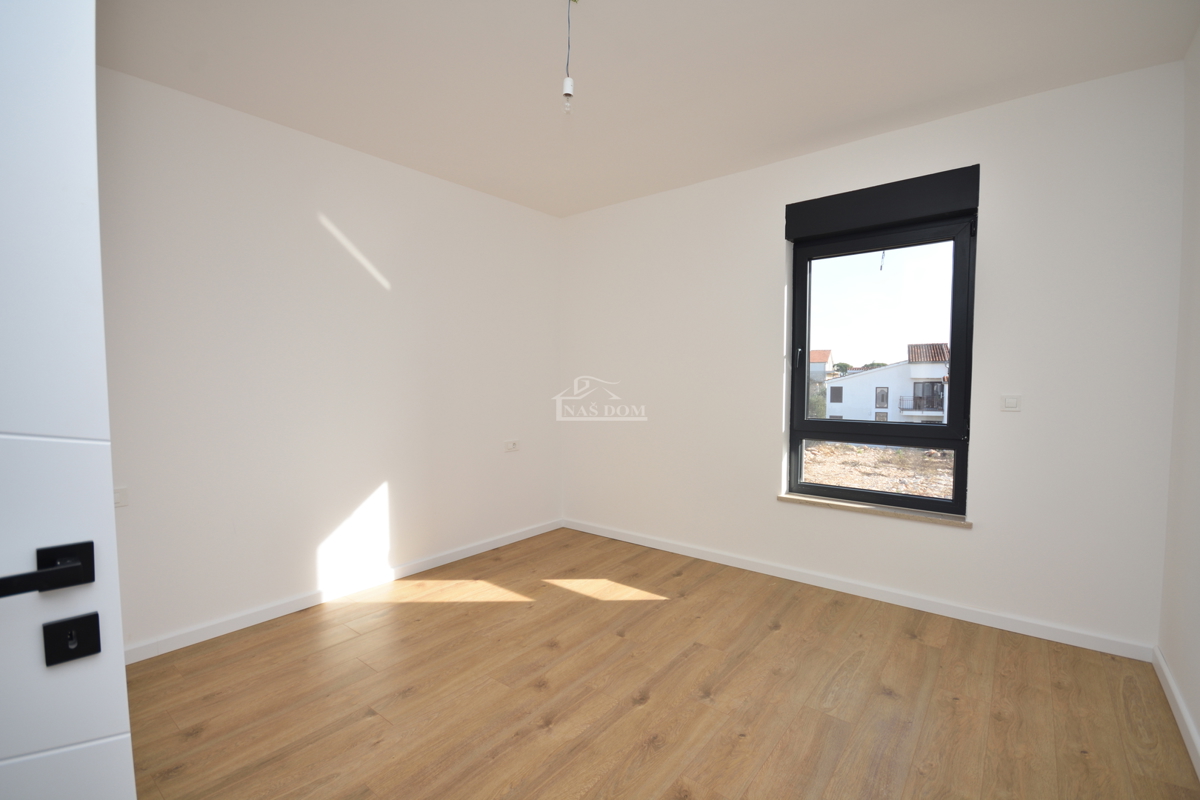 Tribunj - Appartamento di lusso S4 al primo piano, a soli 250 m dalla spiaggia