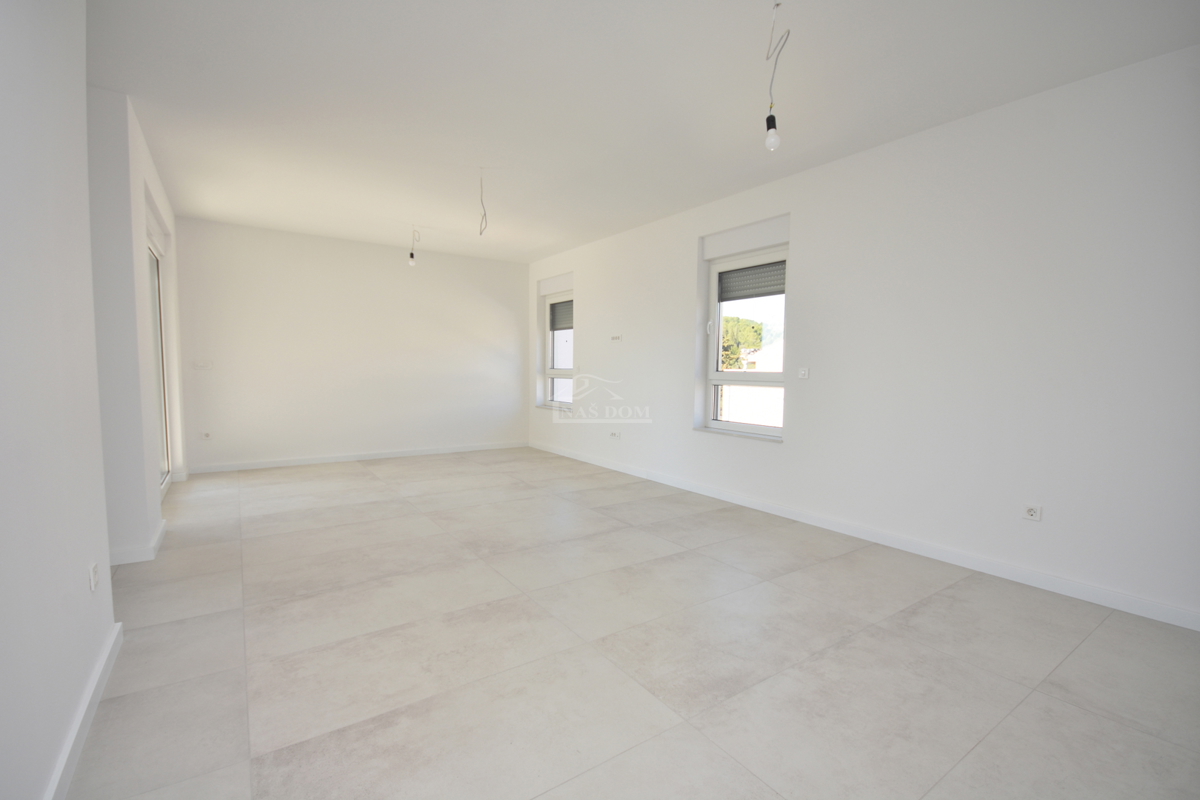 Vodice - Appartamento S7 con vista mare, posizione eccellente