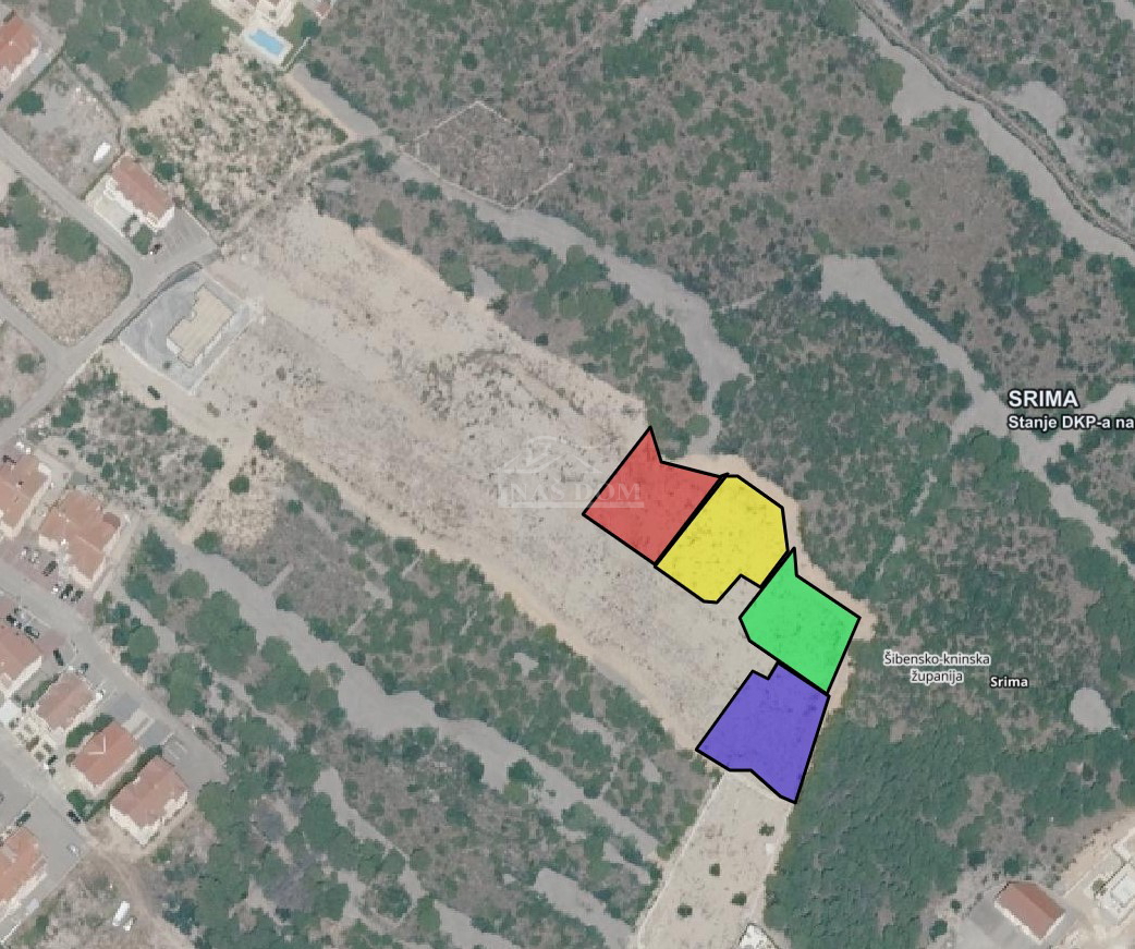 Srima, Vodice - terreno edificabile 710 m², 550 m dalla spiaggia