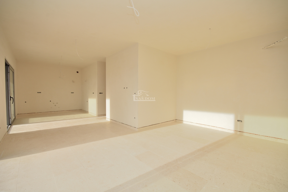 Vodice - Attico di lusso S4 con ascensore, vista mare, posizione eccellente