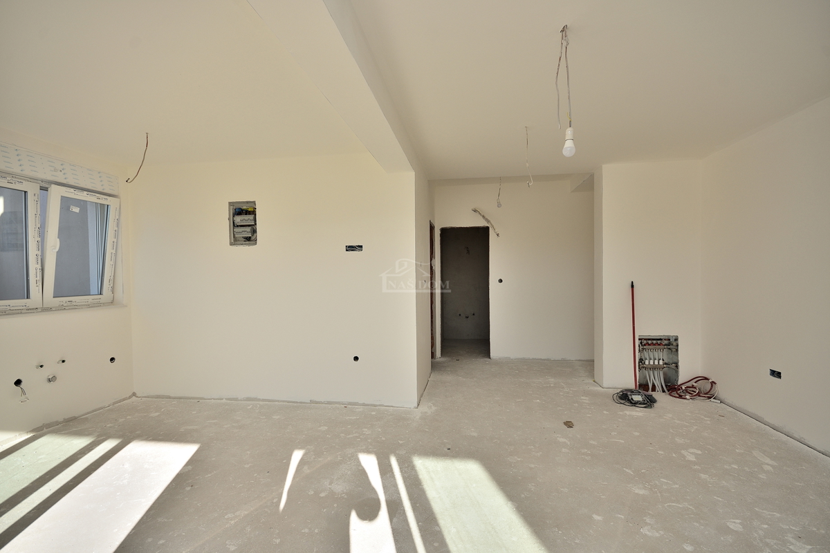 Šibenik, Donje Polje - villa con piscina