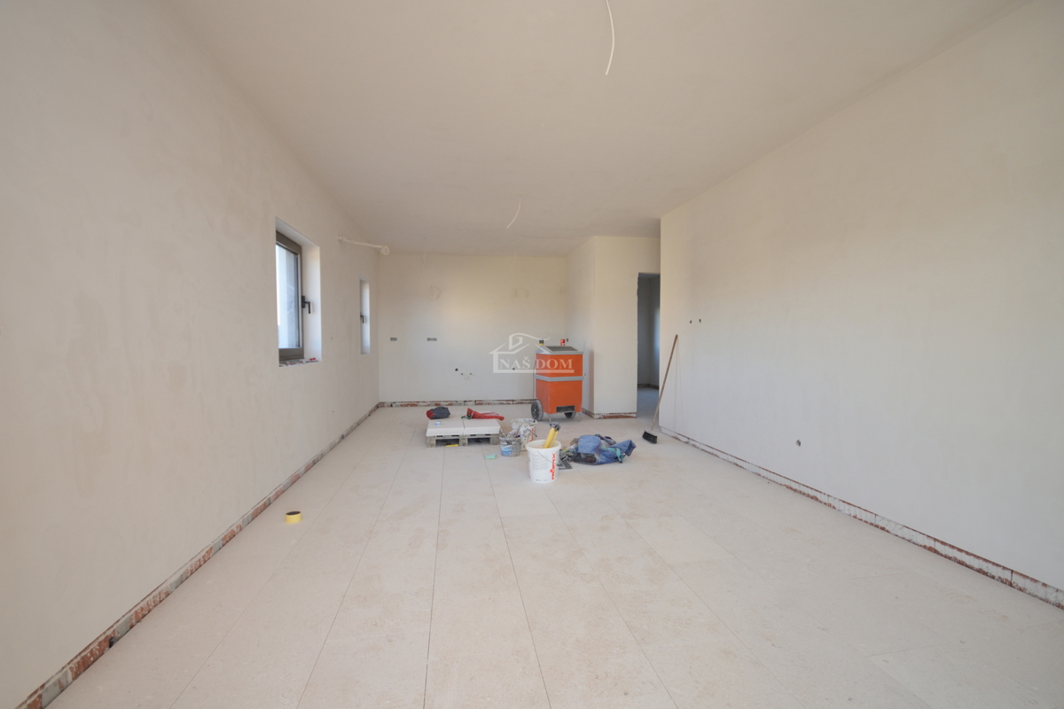 Vodice - Appartamento di lusso S4 al piano terra, vista mare