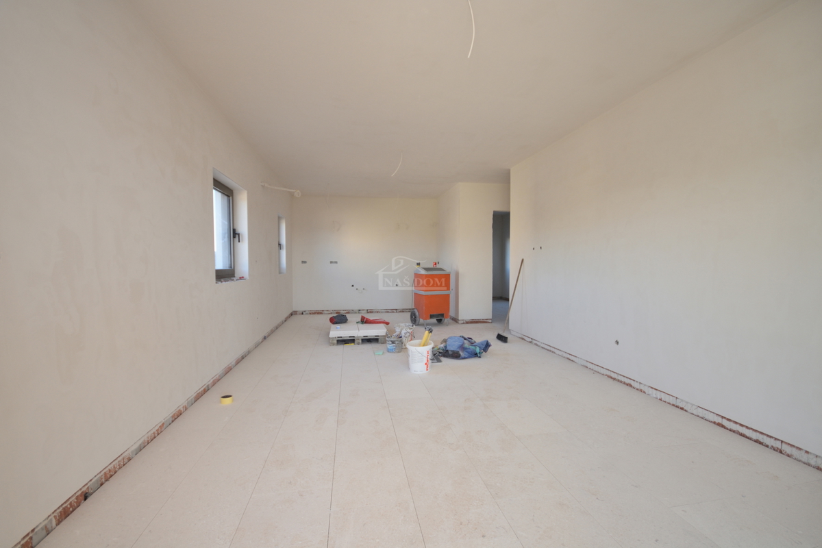 Vodice - Appartamento di lusso S4 al piano terra, vista mare