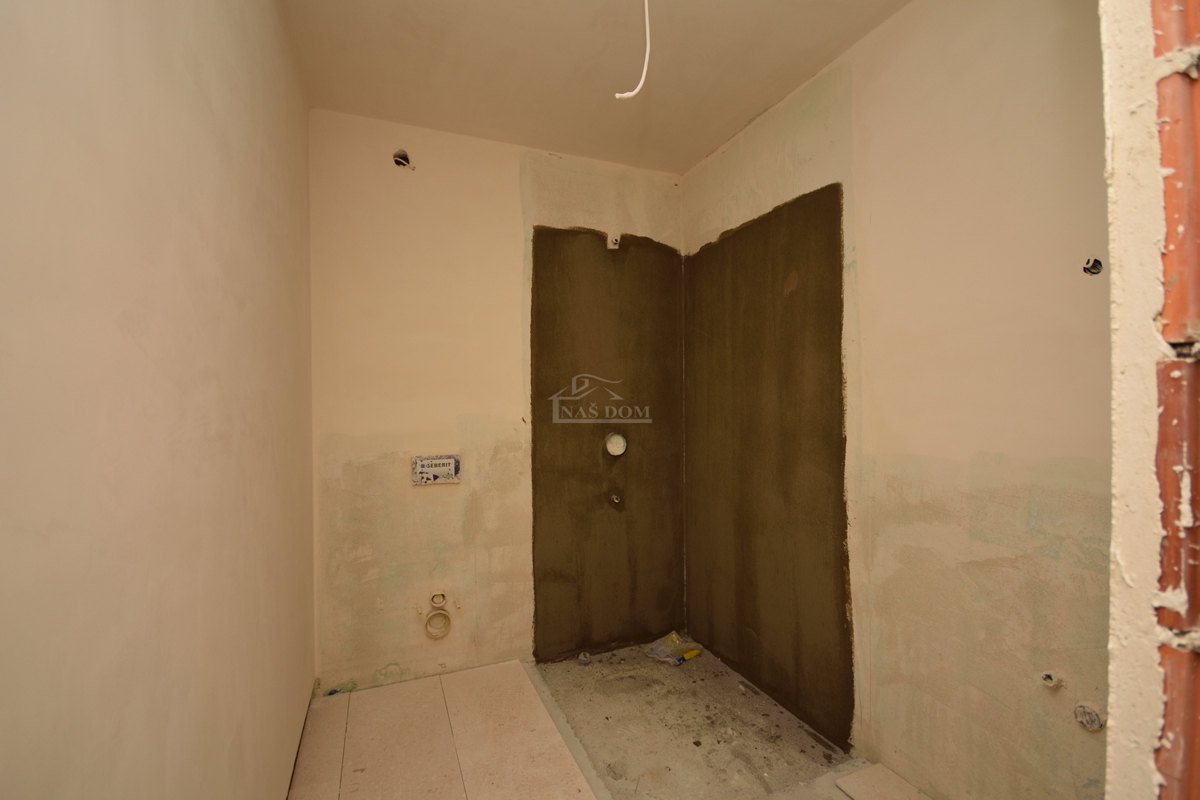 Vodice - Appartamento di lusso S4 al piano terra, vista mare