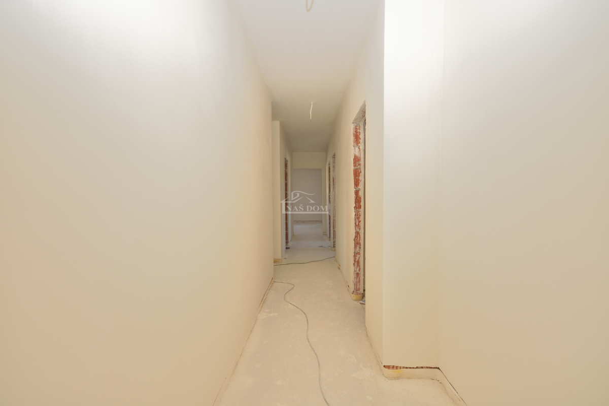 Vodice - Appartamento di lusso S7 con tre camere da letto, vista mare, primo piano