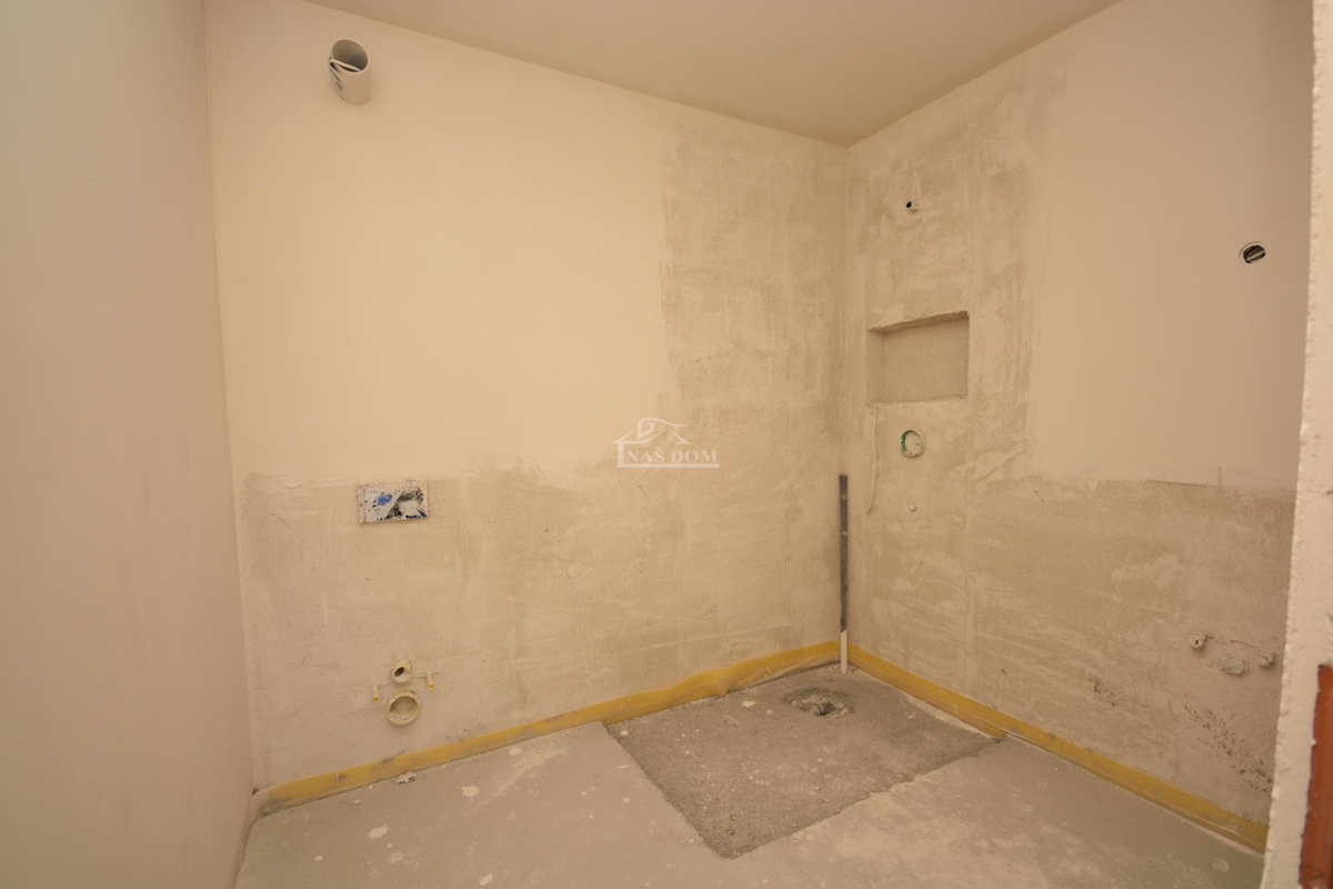 Vodice - Appartamento di lusso S7 con tre camere da letto, vista mare, primo piano