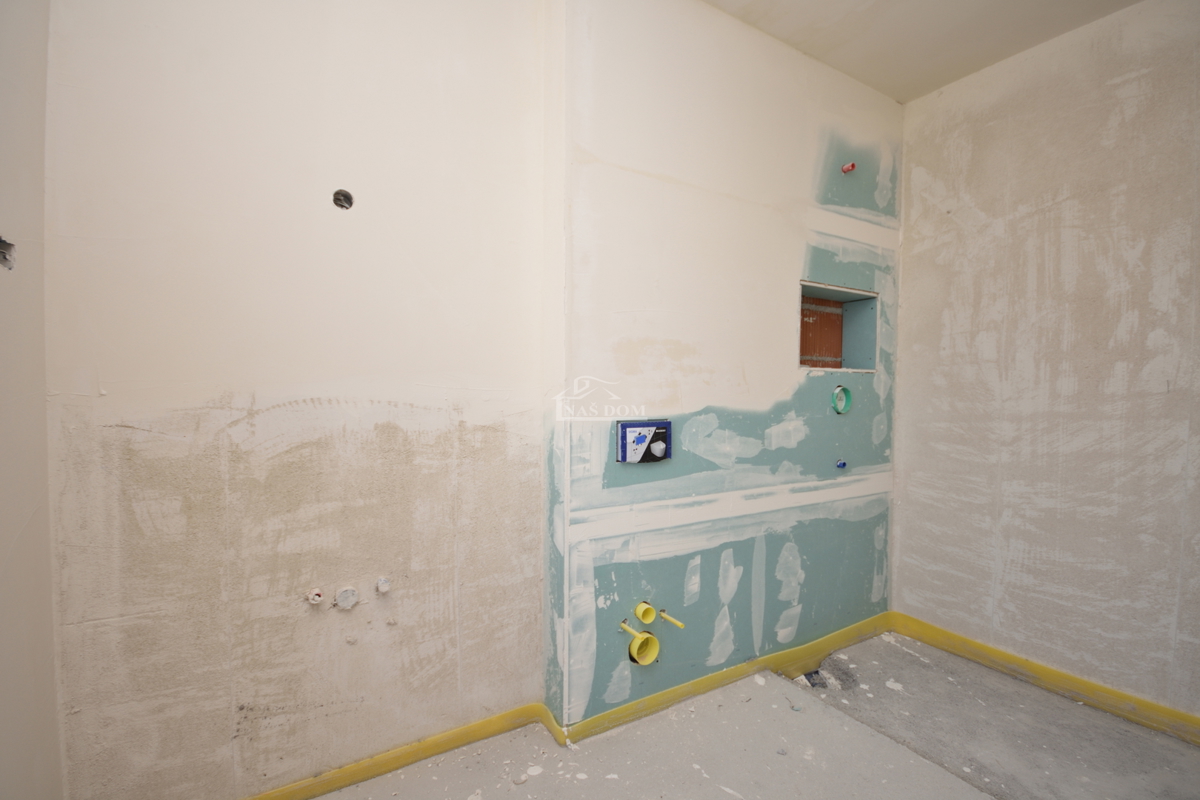 Vodice - Appartamento di lusso S7 con tre camere da letto, vista mare, primo piano