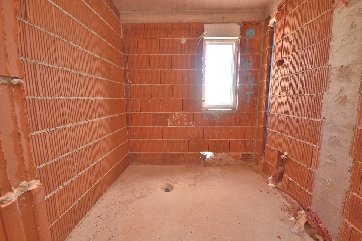 Vodice - Appartamento S3 a 400 m dalla spiaggia, vista mare e natura