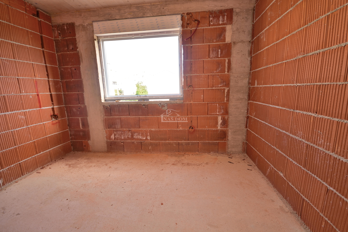 Vodice - Appartamento S3 a 400 m dalla spiaggia, vista mare e natura