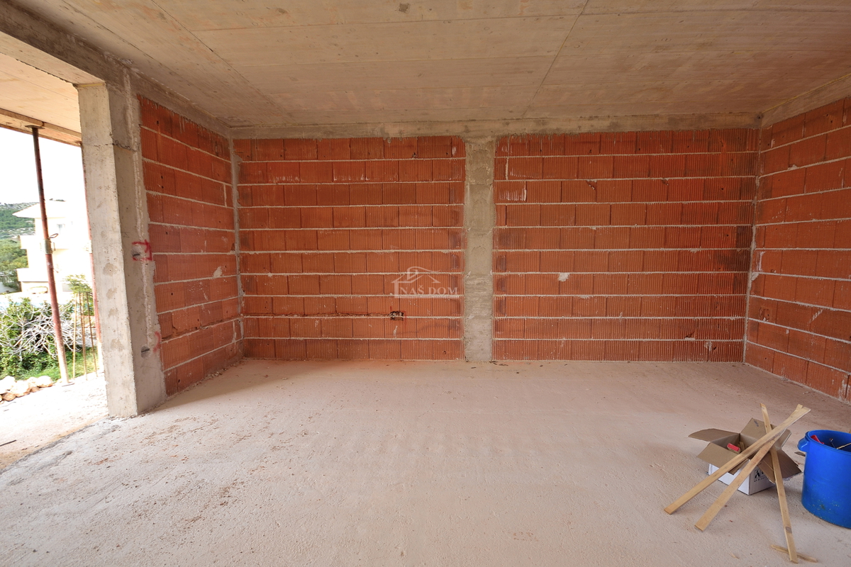 Vodice - Appartamento S3 a 400 m dalla spiaggia, vista mare e natura