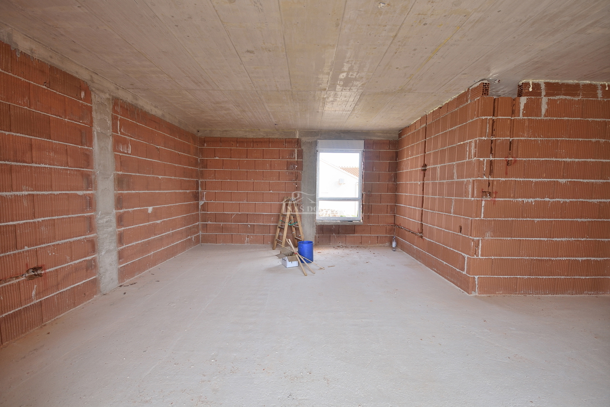 Vodice - Appartamento S3 a 400 m dalla spiaggia, vista mare e natura