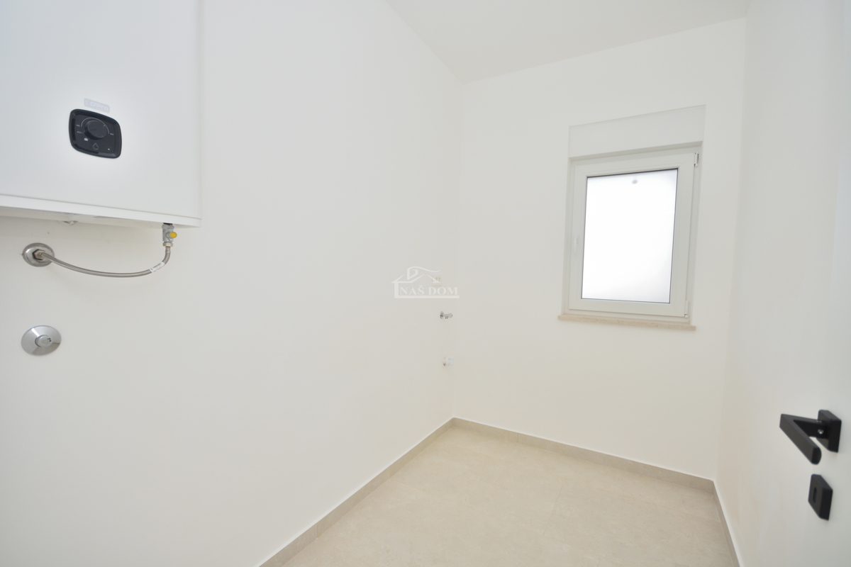 Žaborić – moderna doppia villetta S1, a 70 m dal mare, nuova costruzione con giardino e terrazza