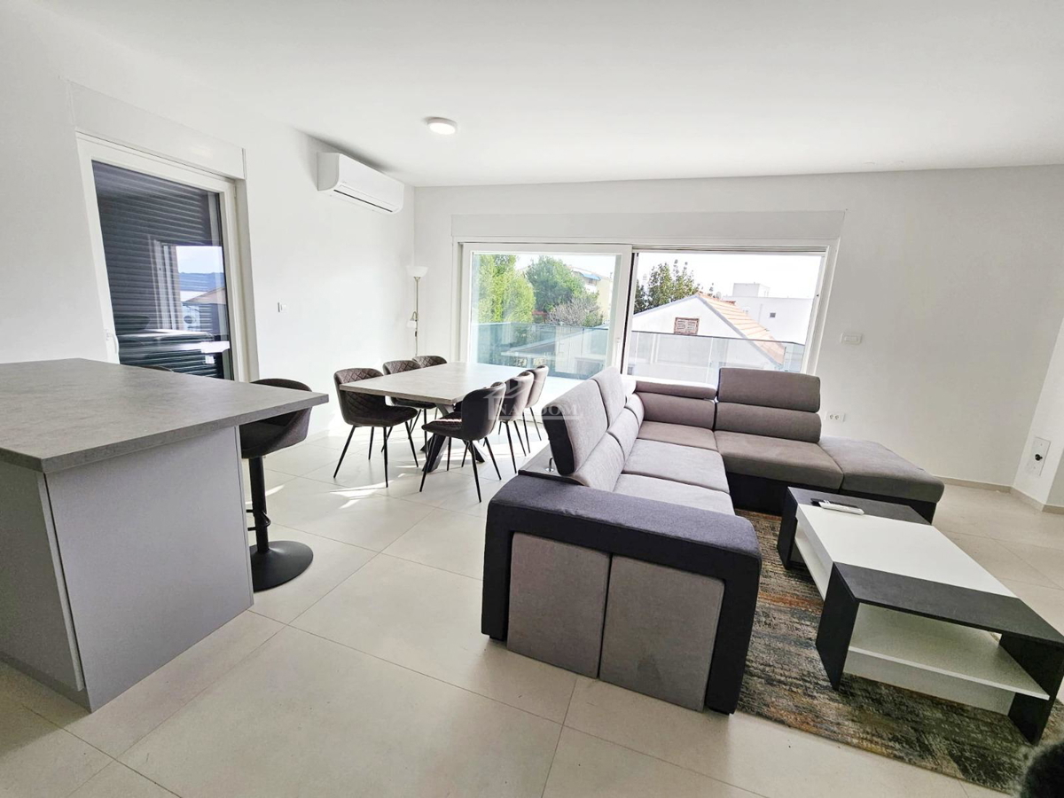 Vodice-Srima - Attico in prima fila sul mare