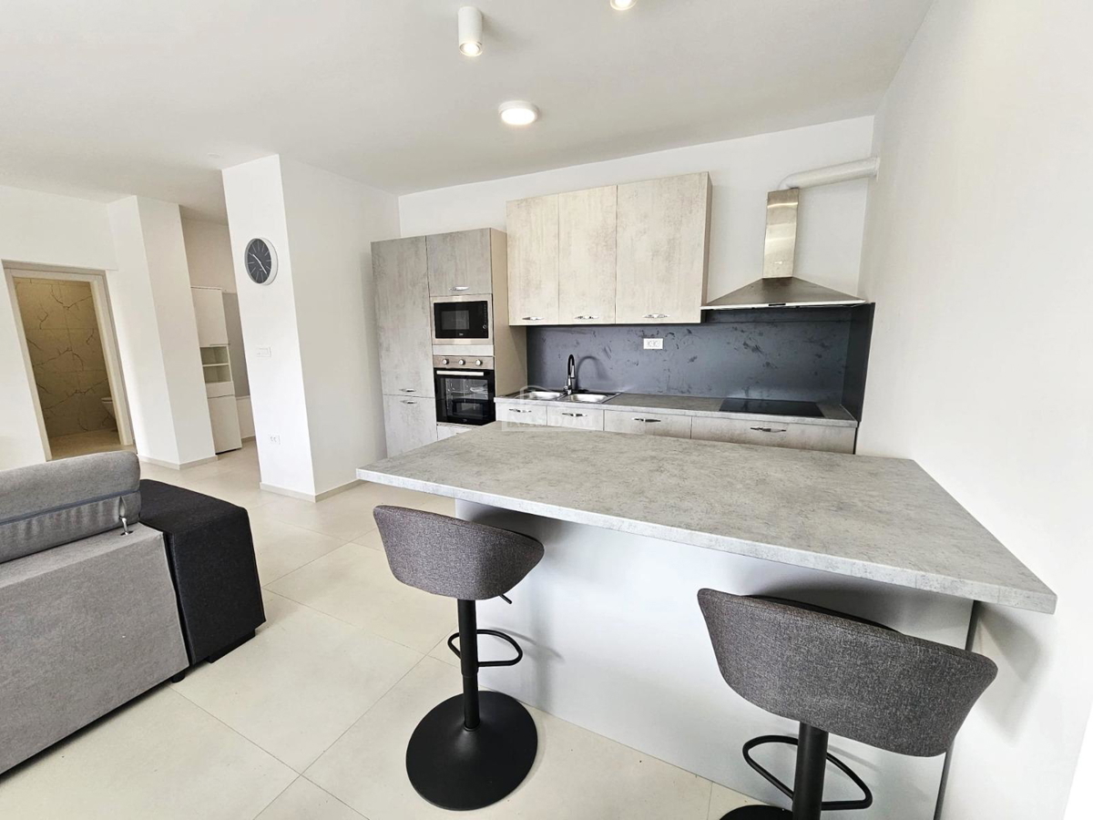 Vodice-Srima - Attico in prima fila sul mare