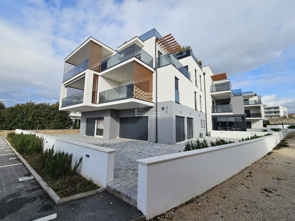 Vodice-Srima - Attico in prima fila sul mare